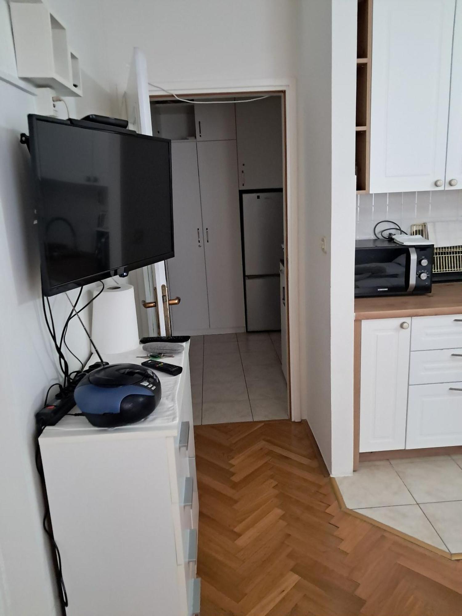 Apartment Studenka Макарска Екстериор снимка